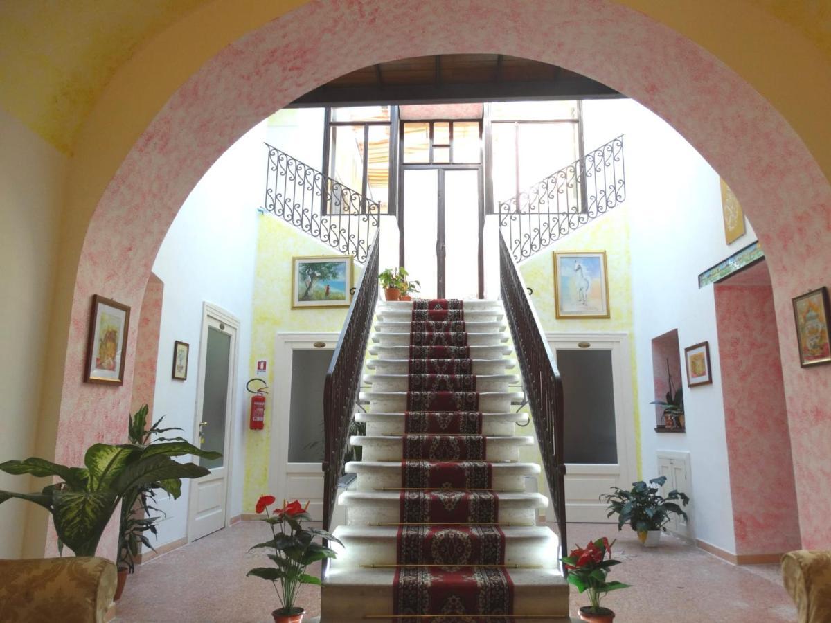 Hotel San Giuseppe Gerace Exterior photo